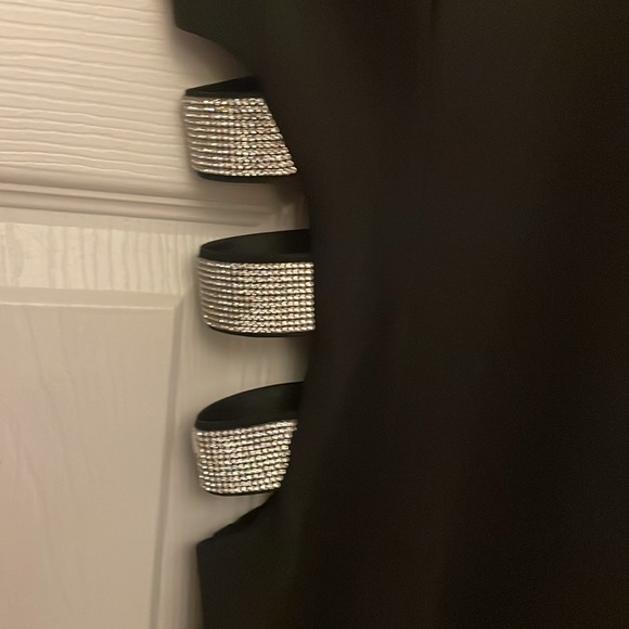 Black cutout homecoming dress - Picture 3 of 7